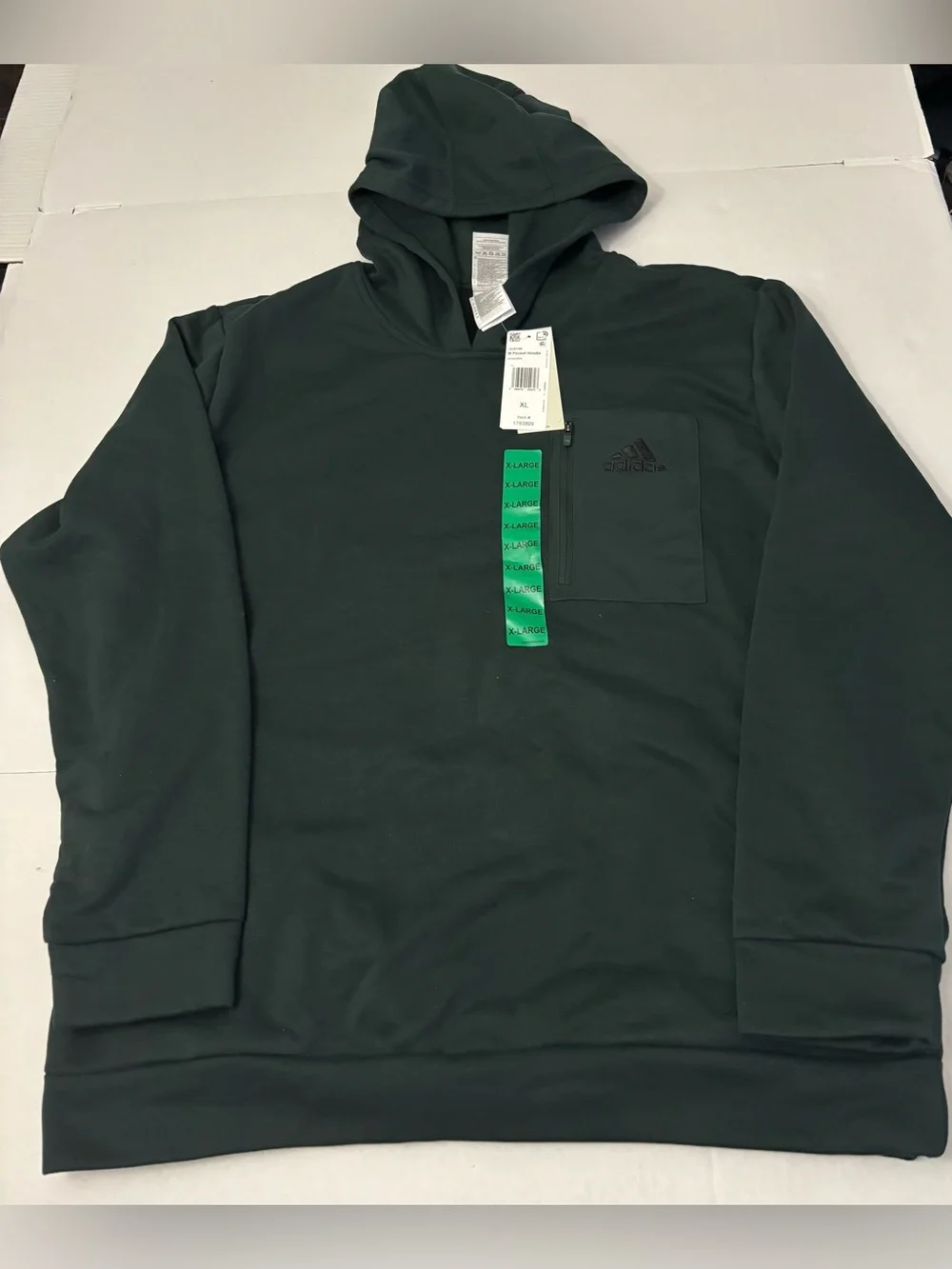 adidas Men’s Regular Fit Kangaroo Pockets Hoodie Size XL